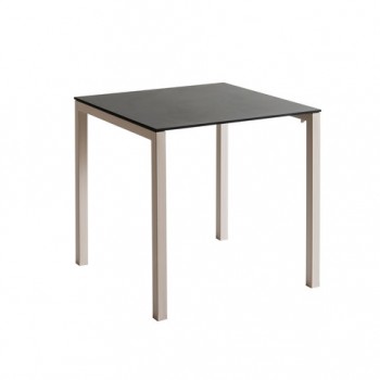 Gardena Tables