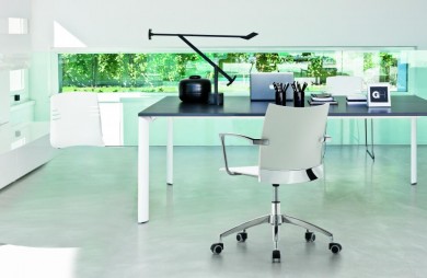 Romana Desks