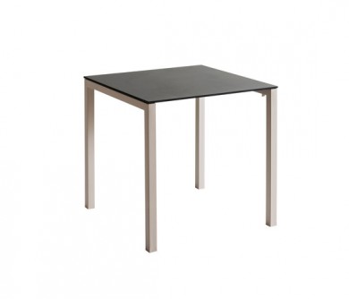 Gardena Tables