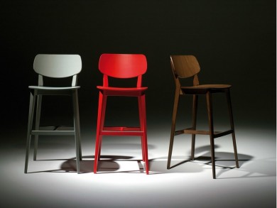 Quebec Bar Stool