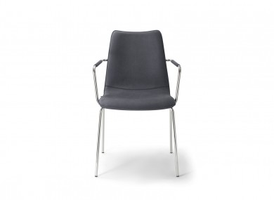 Moxy Arm Chair