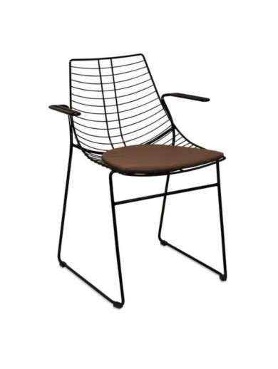 Intimo Armchair Outside