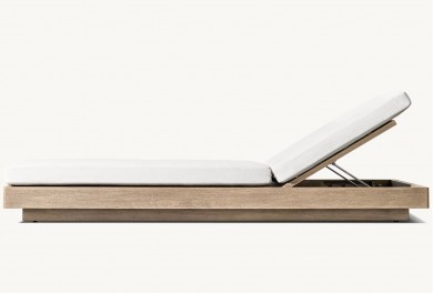 Lucia Chaise